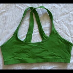 Aritzia Tna Tnachill™ Lester Bra Top Vine Green Size Large